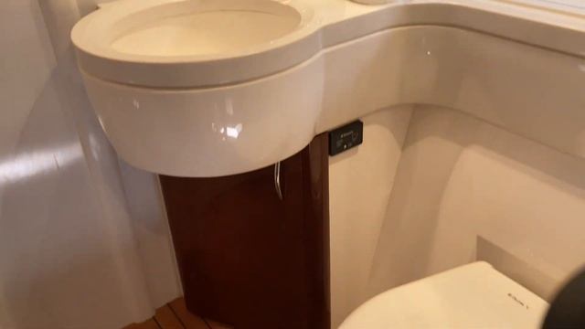 Princess 42 YACHTS смотреть онлайн