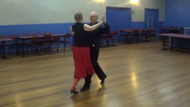 Marcelle Sequence Dance Demonstration смотреть онлайн