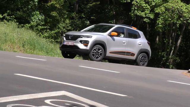 Pres. DACIA Spring electric смотреть онлайн