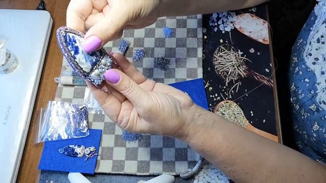 Процесс создания комплекта украшений из содалита смотреть онлайн