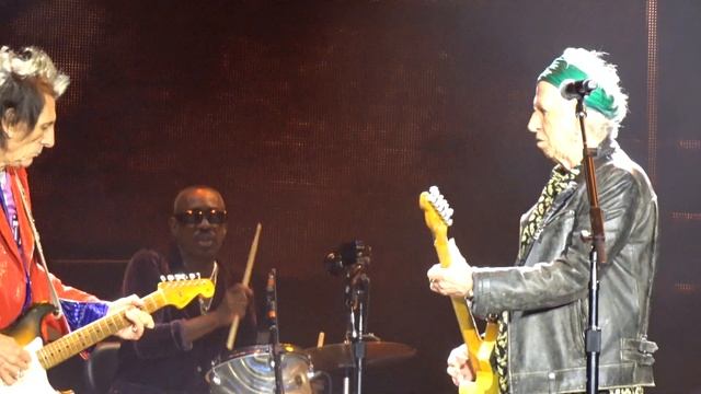 The Rolling Stones Band Intros & Tell Me Straight Keith Richards Foxborough, Mass May 30 20 смотреть онлайн
