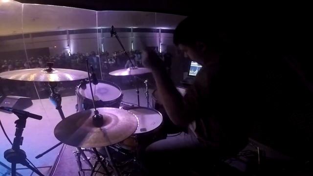 REINA O SENHOR - NIVEA SOARES // DRUM CAM ERIK CREPALDI смотреть онлайн