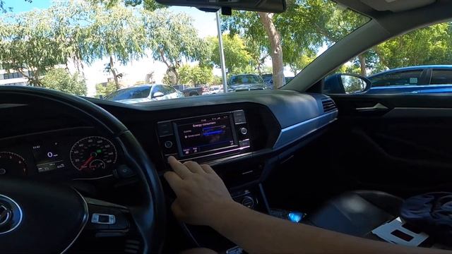 WV Jetta 3/4 2019 смотреть онлайн