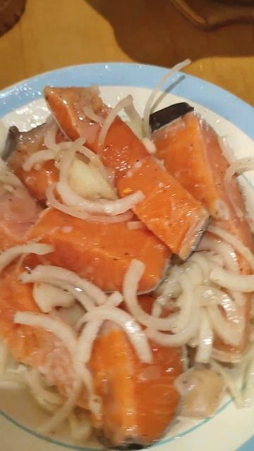 Соленая рыба Форель смотреть онлайн