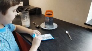 как пиготовить шоколадный десерт . готовлю в 9 лет