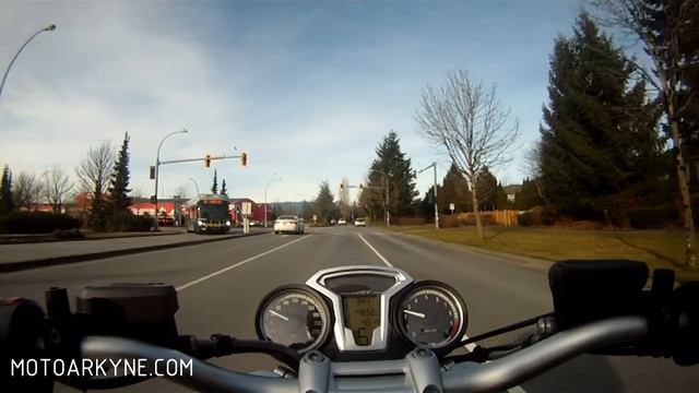 2014 BMW R nineT Review - The Moto Breakdown Episode 13 смотреть онлайн