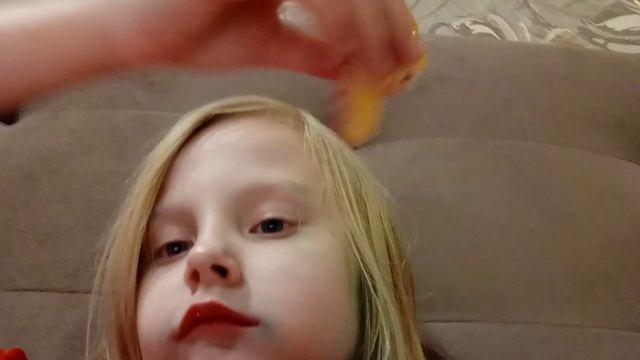 ем пончик 🍩