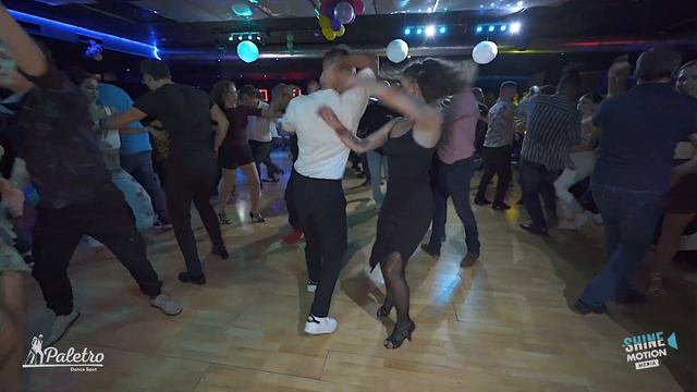 Georgy Tomov & Bella Zaharieva - Salsa Social Dance | Paletro & Abayomi Christmas Party Time