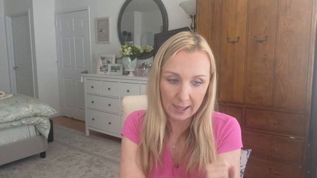 Bougie on a Budget! Review of Jessica Simpson's Fancy Perfume! смотреть онлайн
