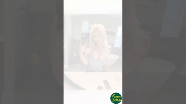 Curvy Model Jessica Weaver: The Instagram Influencer In 2023