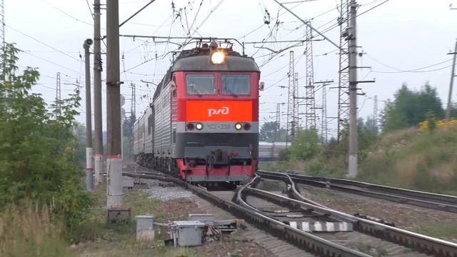 Электровоз ЧС7-238 с поездом № 109 Москва - Анапа смотреть онлайн