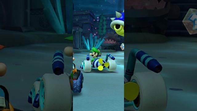 First look at Piranha Plant Cove - BRAND NEW course coming to Mario Kart!! смотреть онлайн