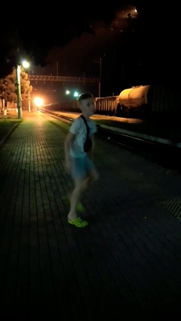 Shuffle Dance на Ж/Д станции Кореновск #Кореновск #shuffledance
