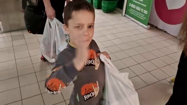 Говорим о важном с Оксаной Гарнаевой. Международный женский день. Разговоры о важном смотреть онлайн