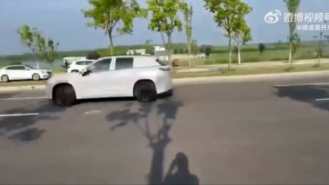 NIO ES7 SUV | Road Testing смотреть онлайн