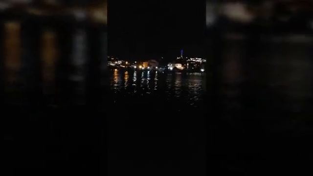 Öykü Gürman & Resul Dindar -Sarıl Bana