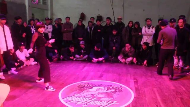 HN HipHop 2016 / Waacking / Top 4 / Howl vs Zupi смотреть онлайн