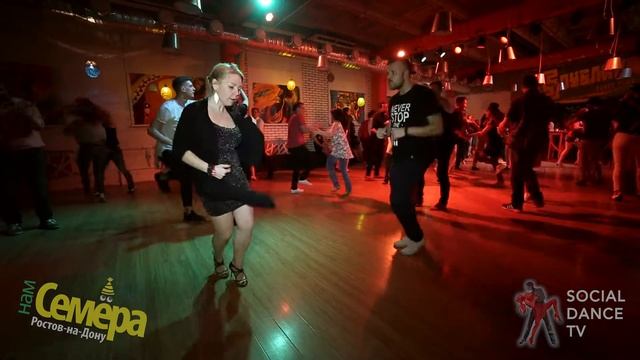 Andrey Bryukhovskikh & Olesya Sukhachevskaya at the Birthday of the РеSпублика dance club 2017 смотреть онлайн