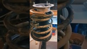 замена передних стоек на бмв е36