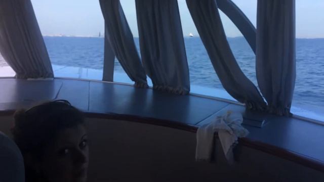 Поездка в Питергоф смотреть онлайн