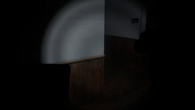 устроился работать в полицейскои участке