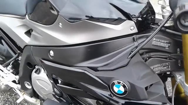 2015 BMW S1000R смотреть онлайн