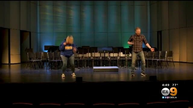 San Dimas High School Hoping For Another 'Excellent Adventure' смотреть онлайн