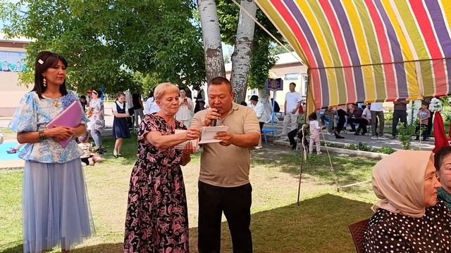 100 лет Русской школе в Узбекистане.!!! Праздничный плов на 30 кг! Последний звонок 25 мая 2024 г!! смотреть онлайн