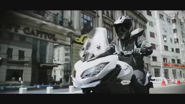 Kawasaki Versys 650 2015-2021 Official Video смотреть онлайн