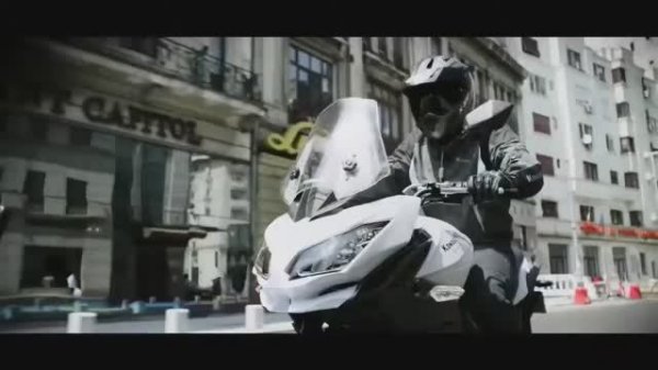 Kawasaki Versys 650 2015-2021 Official Video