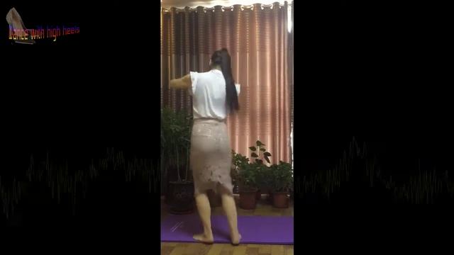 Stylish dress with slim feet, dancing with high heels #2 смотреть онлайн