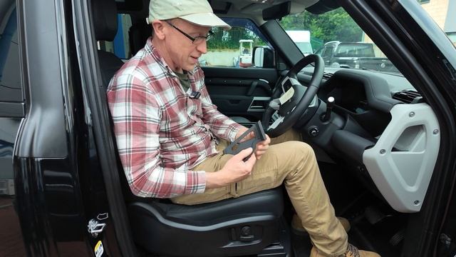 Seatbelt Retaining Clip for New Land Rover Defender 90 L663 - The Seatbelts Are Hard to Reach! смотреть онлайн