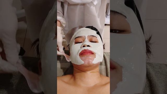 Treatment Meso Acne, Larissa Aesthetic Center Serpong смотреть онлайн