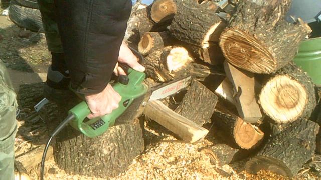 Цепная пила как разрезать покрышку