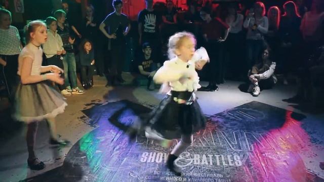 Maxivan'2017|Waacking 1x1| 1/2