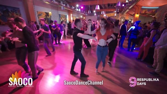Man and Anna Devaeva Salsa Dancing at Respublika Days 9, Saturday 04.05.2019 (SC) смотреть онлайн