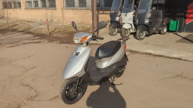 Скутер Yamaha Jog SA39J (117YA52) 2009 г.в. смотреть онлайн