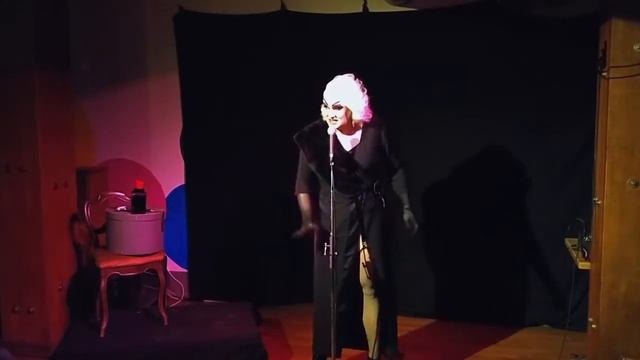Dita Whip - Comedy Set at Comic Strip 25.10.2019 смотреть онлайн