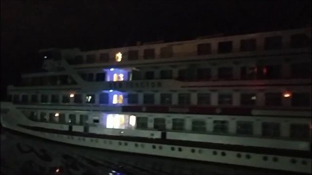 т/х Лев Толстой смотреть онлайн