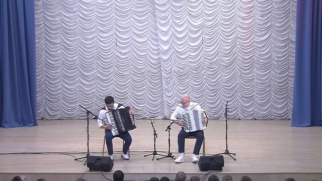 Концерт "Мировые хиты" Эдуард Аханов и Сергей Осокин смотреть онлайн