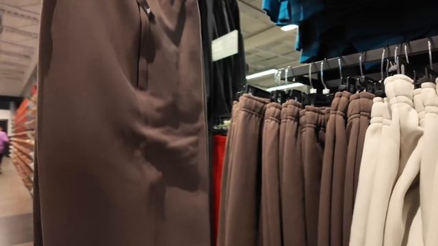 Which Nike Clearance Store Era Had the Best Deals? смотреть онлайн