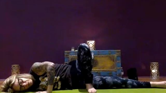 Yin yoga with Kris смотреть онлайн