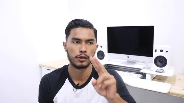College Essentials Students NEED! смотреть онлайн