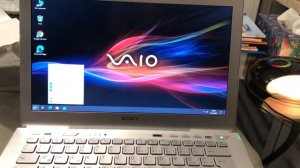 Sony Vaio SVS13 SVS1312H3ES Silver