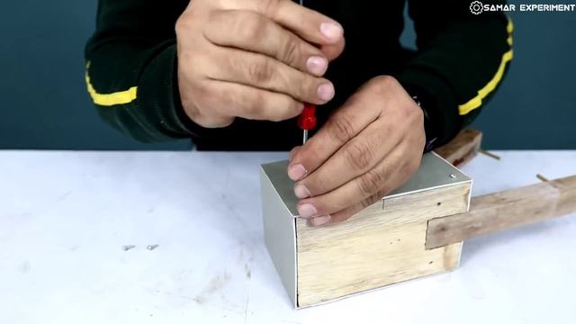 घर पर जुगाड़ से बनाई Mini Spot Welding Machine || 100% Working New Idea смотреть онлайн