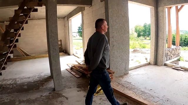 Dom z dekoracjami Istne arcydzieło Zadowalające postępy budowy смотреть онлайн