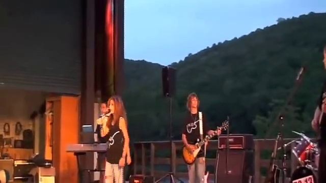 PG13 Jackie Sings "Mercedes Benz" at SLC смотреть онлайн