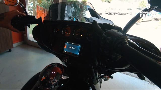 Touring Electra Glide Ultra İncelemesi | Twin Cam vs Milwaukee 8 смотреть онлайн