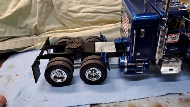 Revell Peterbilt 359 Conventional Build Reveal