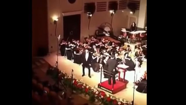 CRACK ! Tenor qui explose sa voix смотреть онлайн